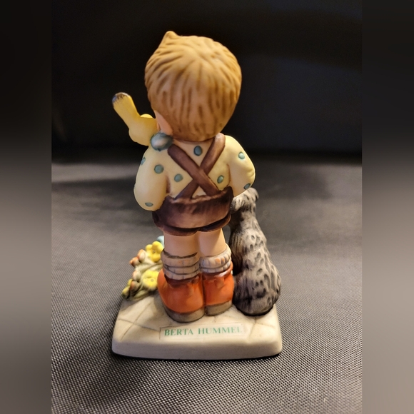 Goebel I'm Sorry Charming Hummel Boy Figurine with Dog and Bird 1997 - Picture 5 of 8